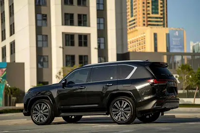 2023 Lexus LX-SERIES — фото 2