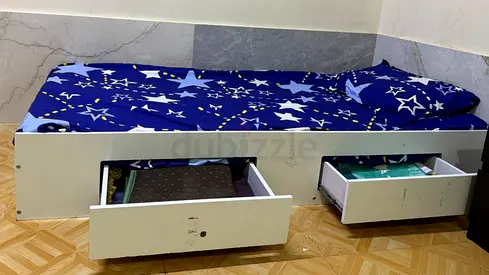 Kids single bed