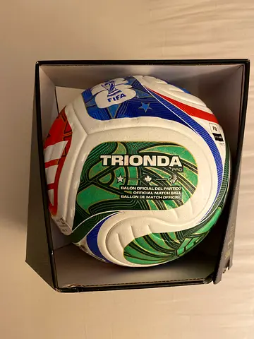 Adidas FIFA World Cup 26 Trionda Pro Ball, Size 5 - Official Match Ball Model - Brand New in Box