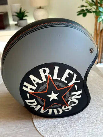 Original Harley Helmet in great condition (L)