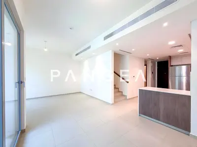 Close to Pool and Park | Multiple Cheques