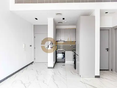 BRIGHT 1BR | OPEN KITCHEN | BALCONY VIEW