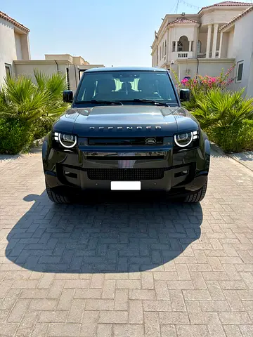 Land Rover Defender 90 X-by Dynamic HSE P400