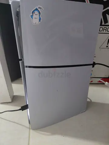 PS5 SLIM 1TB (Controller included)