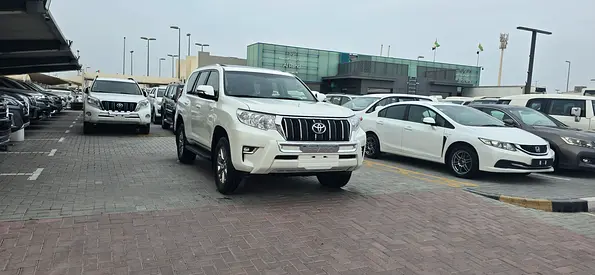 2020 Toyota PRADO — миниатюра 11
