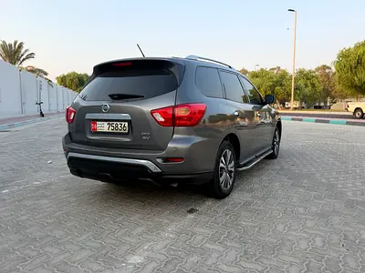 2019 Nissan PATHFINDER photo 4