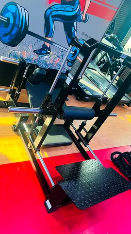 3d hip machine