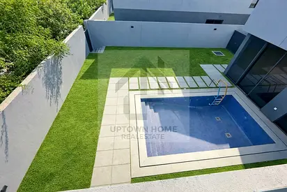 4 bed/ ready to move/ brand new/ with pool