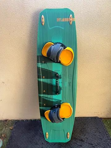 2019 Lite Trax Kitesurfing board 136x40.5