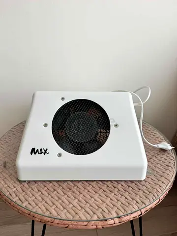 MAX Professional Nail Dust Collector – AED 200