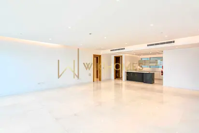 Luxury Living | Full Sea View | 2 Parking Spaces