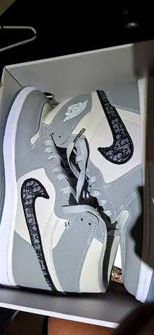 Fake nike diors