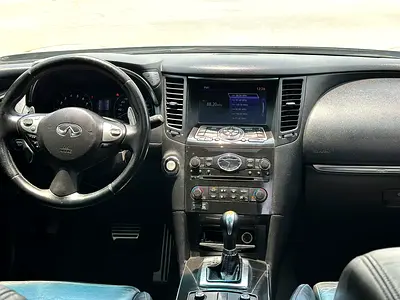 صورة 8 لـ 2014 Infiniti QX70