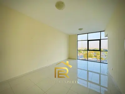 UNFURNISHED 1-BEDROOM | SPACIOUS LAYOUT | GOLF PANORAMA B
