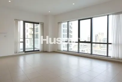 Low Floor | Canal View | Large Layout