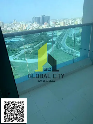 تملّك بسعر مميز شقة بإطلالة كاملة وجميلة على قصر الحاكم | فرصة رائعة للسكن والاستثمار | عائد إيجاري7% | السعر 357,000 درهم فقط | قرب المدارس و المولات
