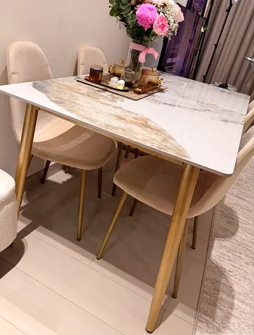 Sintered stone dining table with gold legs with 6 chairs