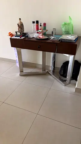 Console table