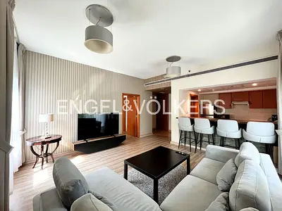 Upgraded l Vacant l Fully Furnished