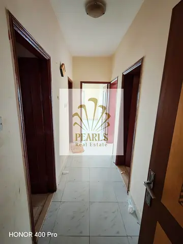 1BR 2nd row from Corniche with sea view balcony, 2 baths & split AC. Flexible 4 or 6 payments, chec