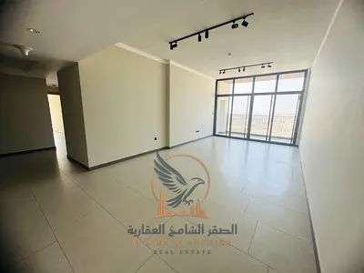 شقة 3 غرف وصالة وغرفة خادمة وبلكونة الجرف 2