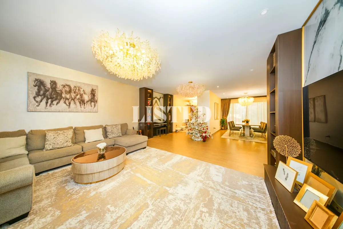 Gorgeous Villa For Family | Fully Upgraded | Wow!!