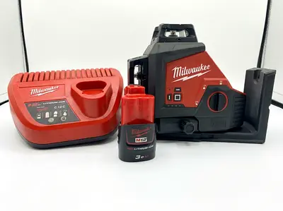 Milwaukee 3632-20 Laser 360° Green Line