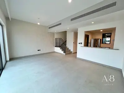 SINGLE ROW | BRAND NEW | IDEAL LOCATION