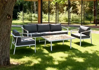 Beautiful 5 Seater White Aluminium Garden Outdoor Sofa Set with Table