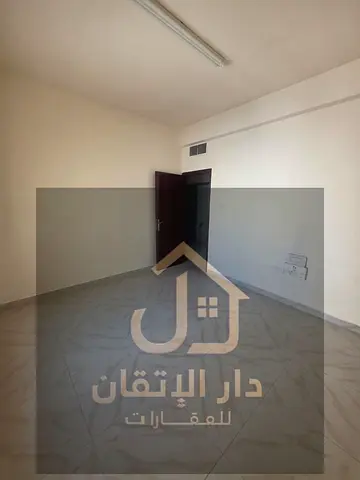 فرصة ذهبية للإيجار |غرفه وصاله منطقه النباعه  موقع استراتيجي ممتاز قريب من جميع الخدمات والمواصلات.  المميزات: - موقف سيارات مجاني - التكييف على المال
