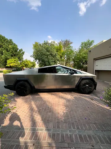 2024 Tesla Cybertruck Cyberbeast Tri-Motor AWD