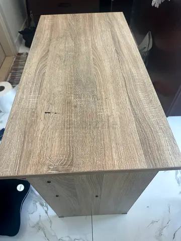 Small wooden side table / coffee table - oak finish