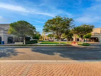 Spacious 3BR | DSO | Large Bright Villa