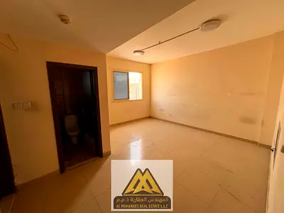 Spacious studio for annual rent in Al Jurf Industrial 2, Ajman. Separate kitchen, central AC, suita