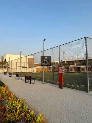 Ownership opportunity + at a loss of 250,000 dirhams from the owner + 5-bedroom villa + 3119 sq ft