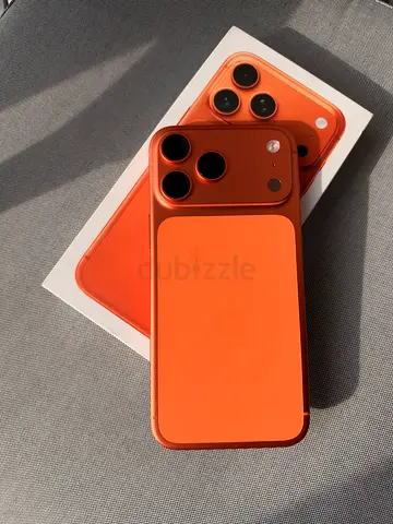iPhone 17 pro max Cosmic Orange 512gb
