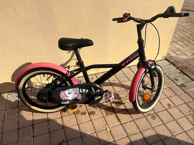 Btwin kids 16-inch bicycle