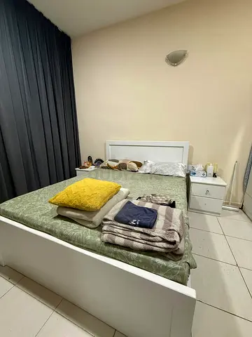 Queen size bed for sale