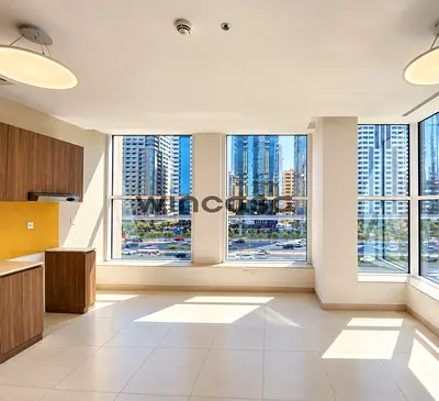Studio | SZR View | 6 Cheques | 15 Days Grace