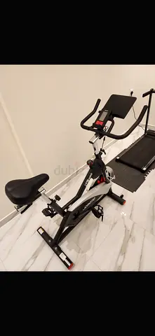 Exercise bike / spin bike