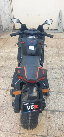 Used electric scooter / moped in good working condition