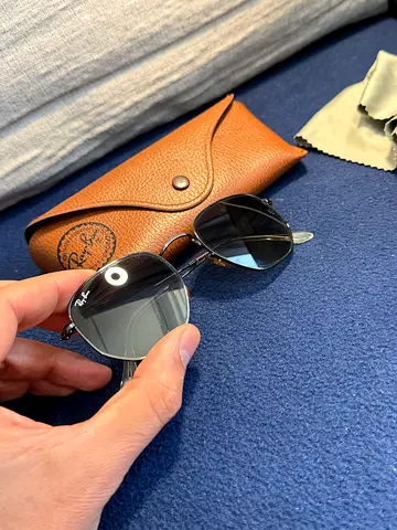 Ray-Ban Round Metal Sunglasses with Case - excellent Condition