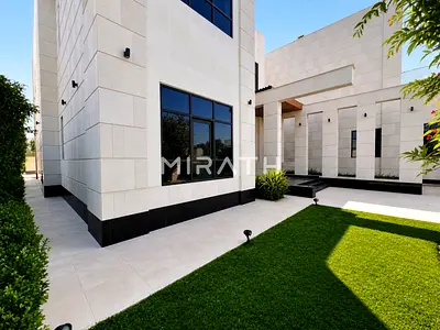 Luxury 6BR Villa | Private Pool | Elevator |Garden