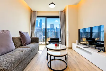 Luxury Living | City View | Near to Amenities