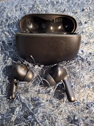 Xiaomi Buds 3T Pro – Carbon Black | Premium Wireless Earbuds | Excellent Condition