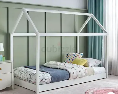 White Montessori House Frame Toddler/Child Bed - Single