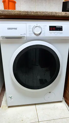 Urgent sale - 7kg fully automatic washing machine.