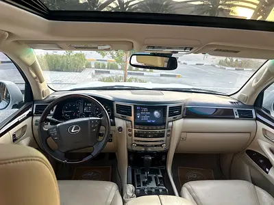 2015 Lexus LX-SERIES — фото 10