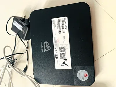 5G Wifi router (working) with Power Adapter