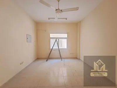Looking like a beautiful apartment 1bhk neat and clean family building near madina mall
